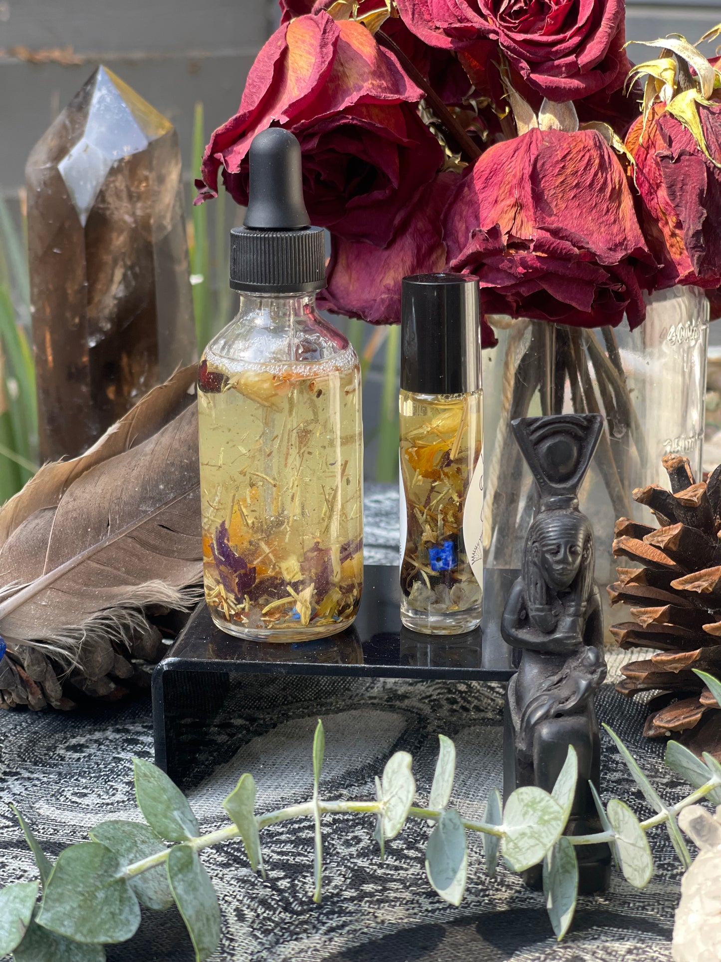 Aset’s Veil (Isis) Ritual Oil