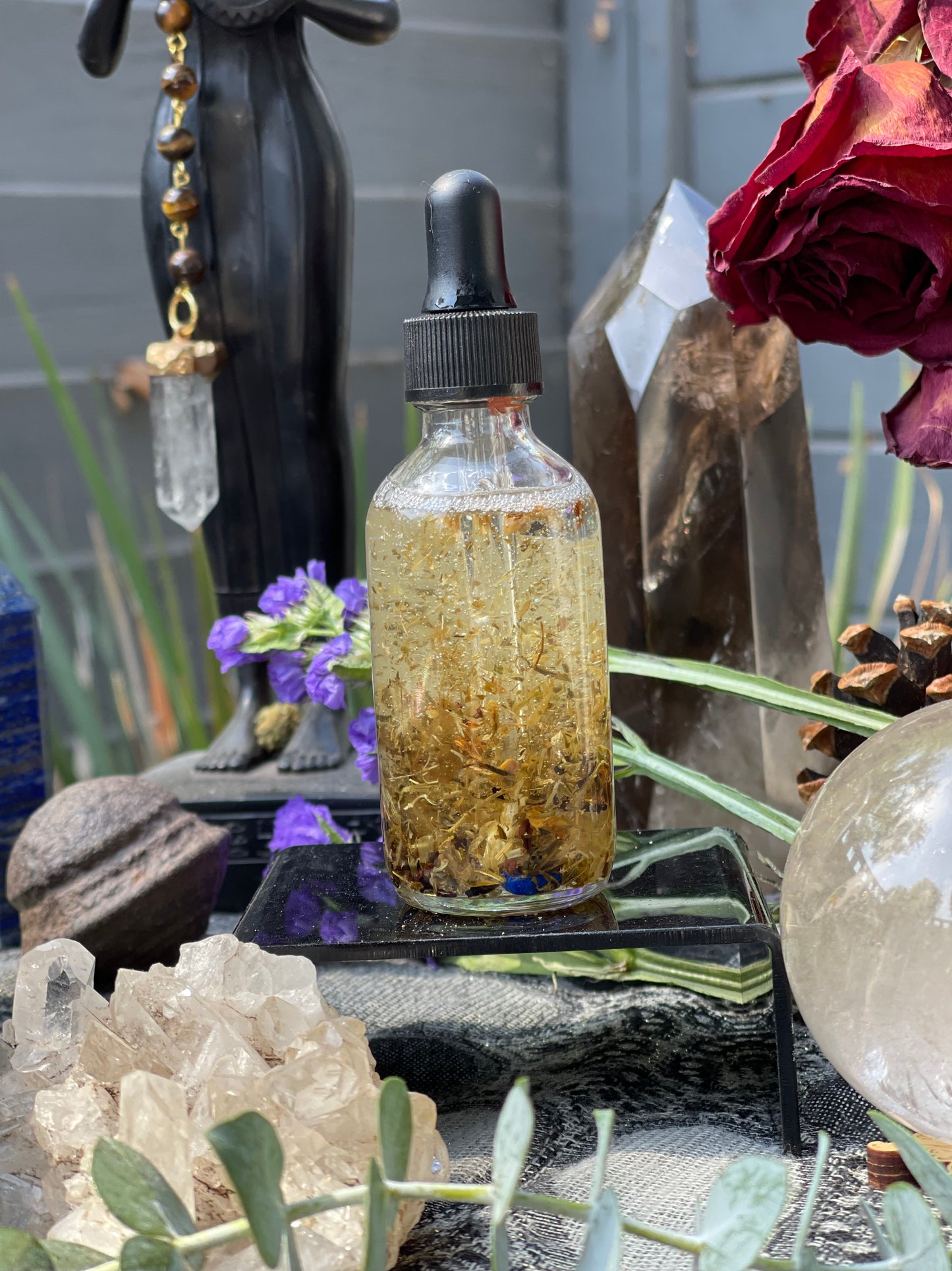Bastet’s Gold Ritual Oil